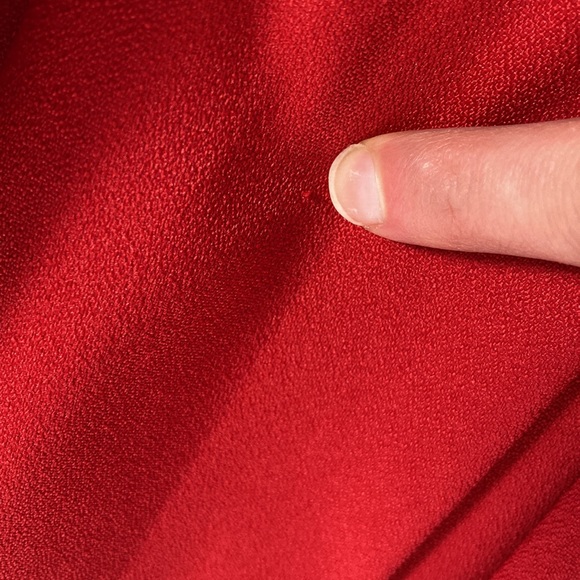 Red Hot Dress 🔥 - Picture 8 of 8